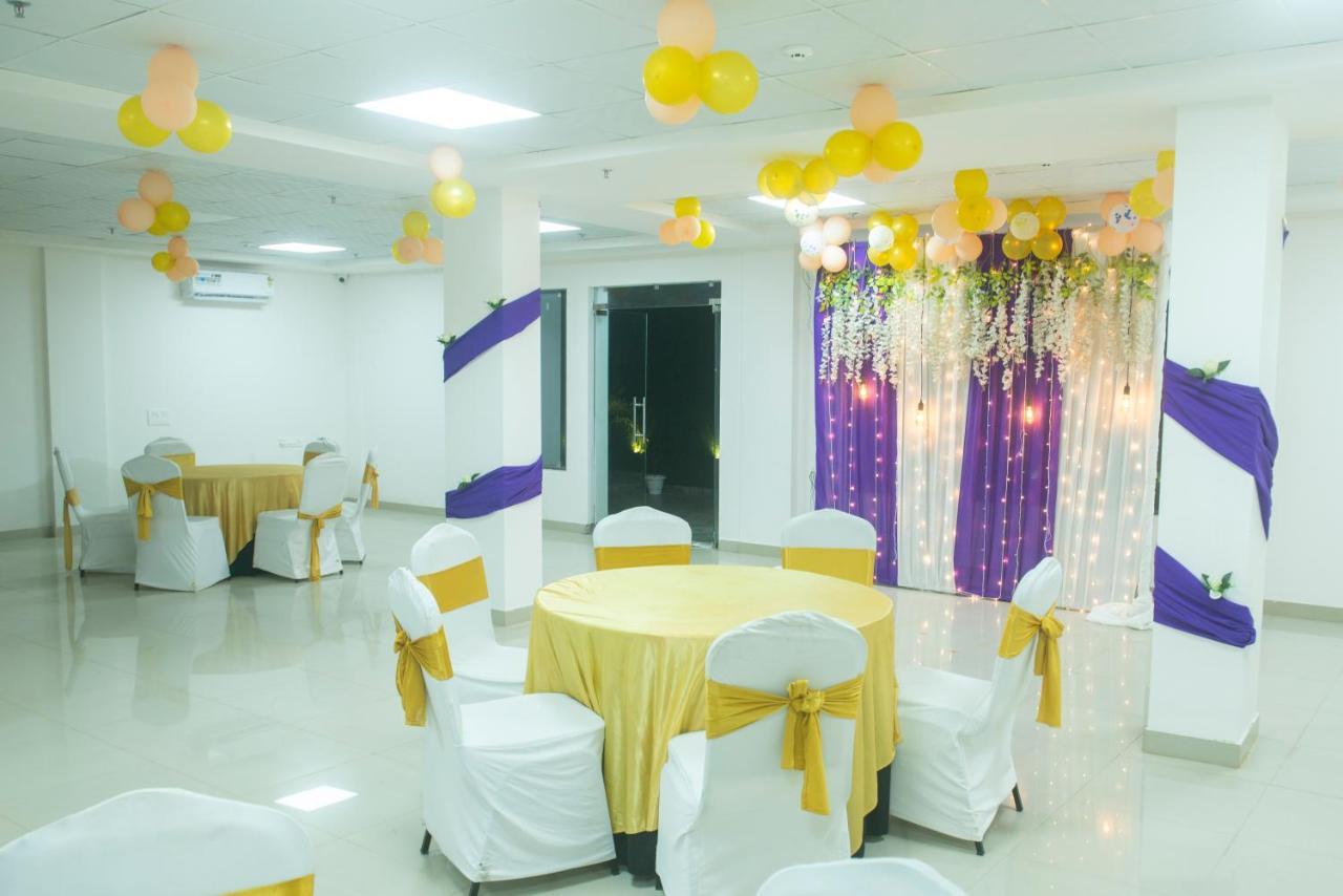 Posh Residency Huda City Center Gurgaon Exterior foto