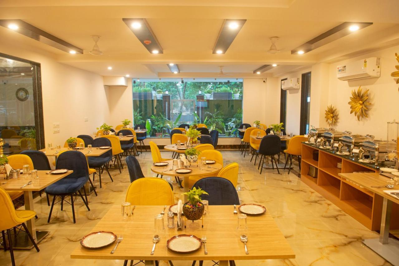 Posh Residency Huda City Center Gurgaon Exterior foto